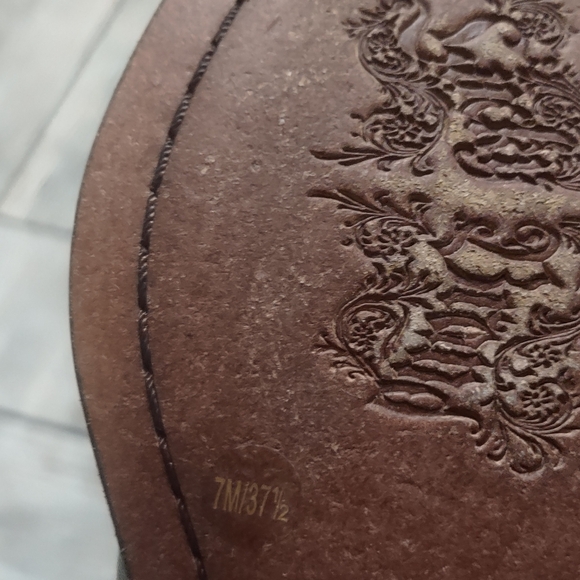 Western Cowgirl Ankle Boots - Picture 4 of 11